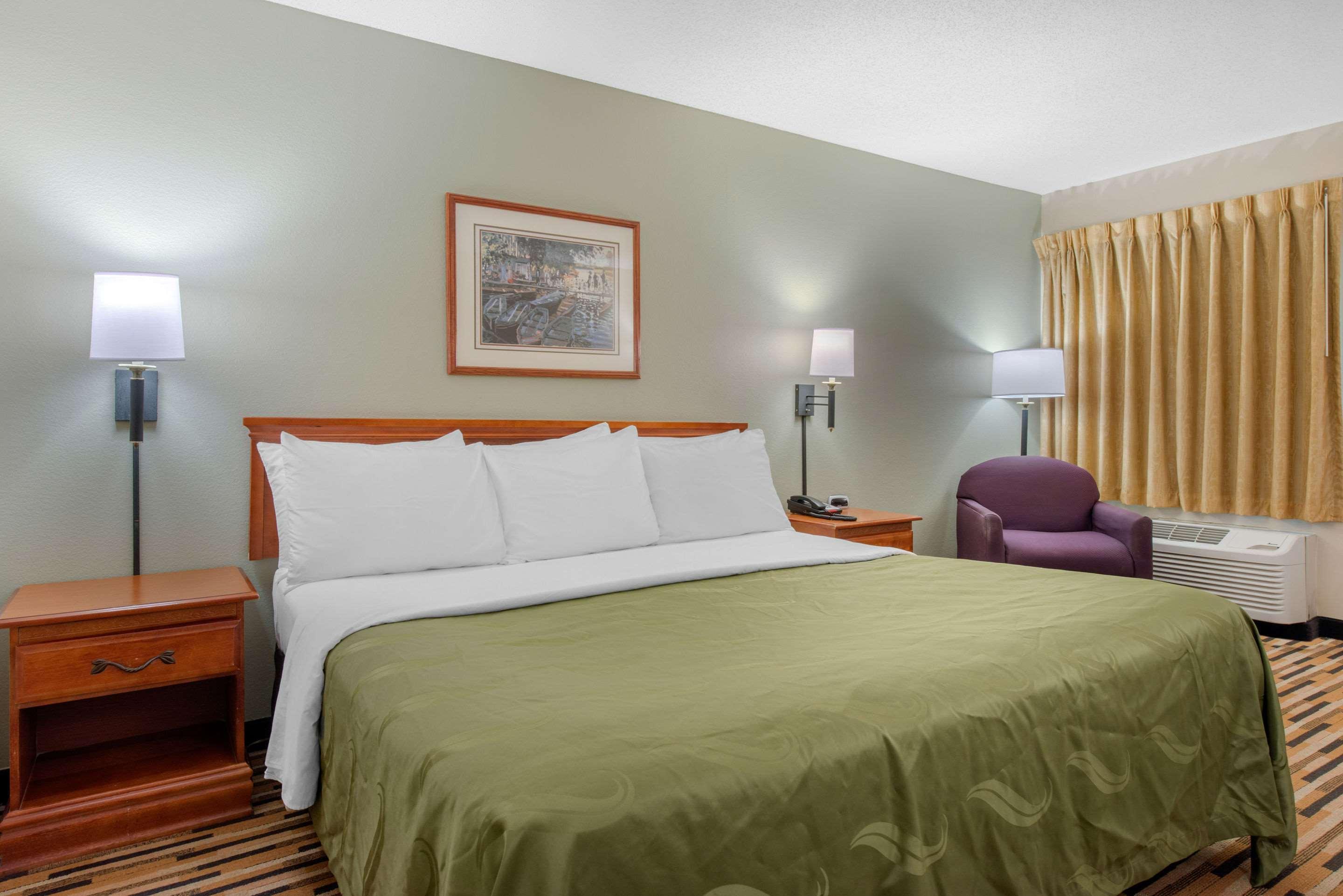 Hotel Baymont By Wyndham Port Wentworth Extérieur photo