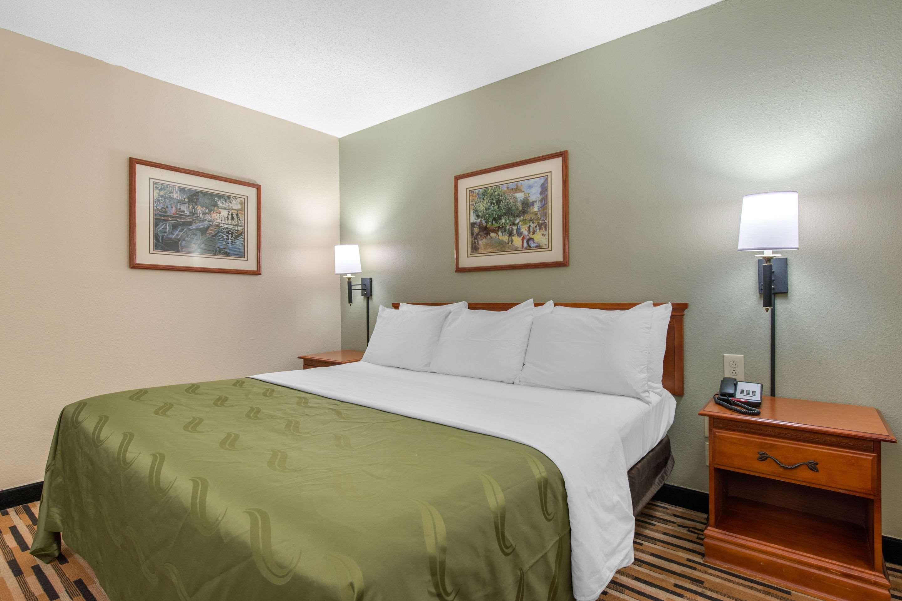 Hotel Baymont By Wyndham Port Wentworth Extérieur photo