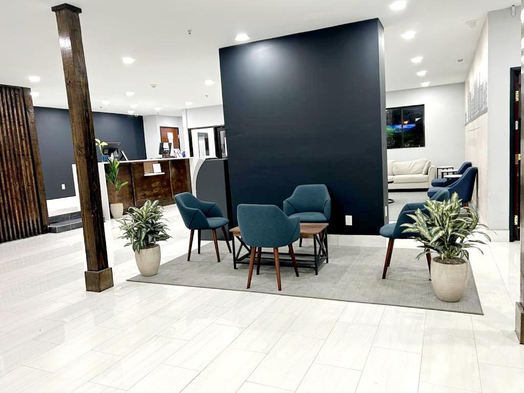 Hotel Baymont By Wyndham Port Wentworth Extérieur photo