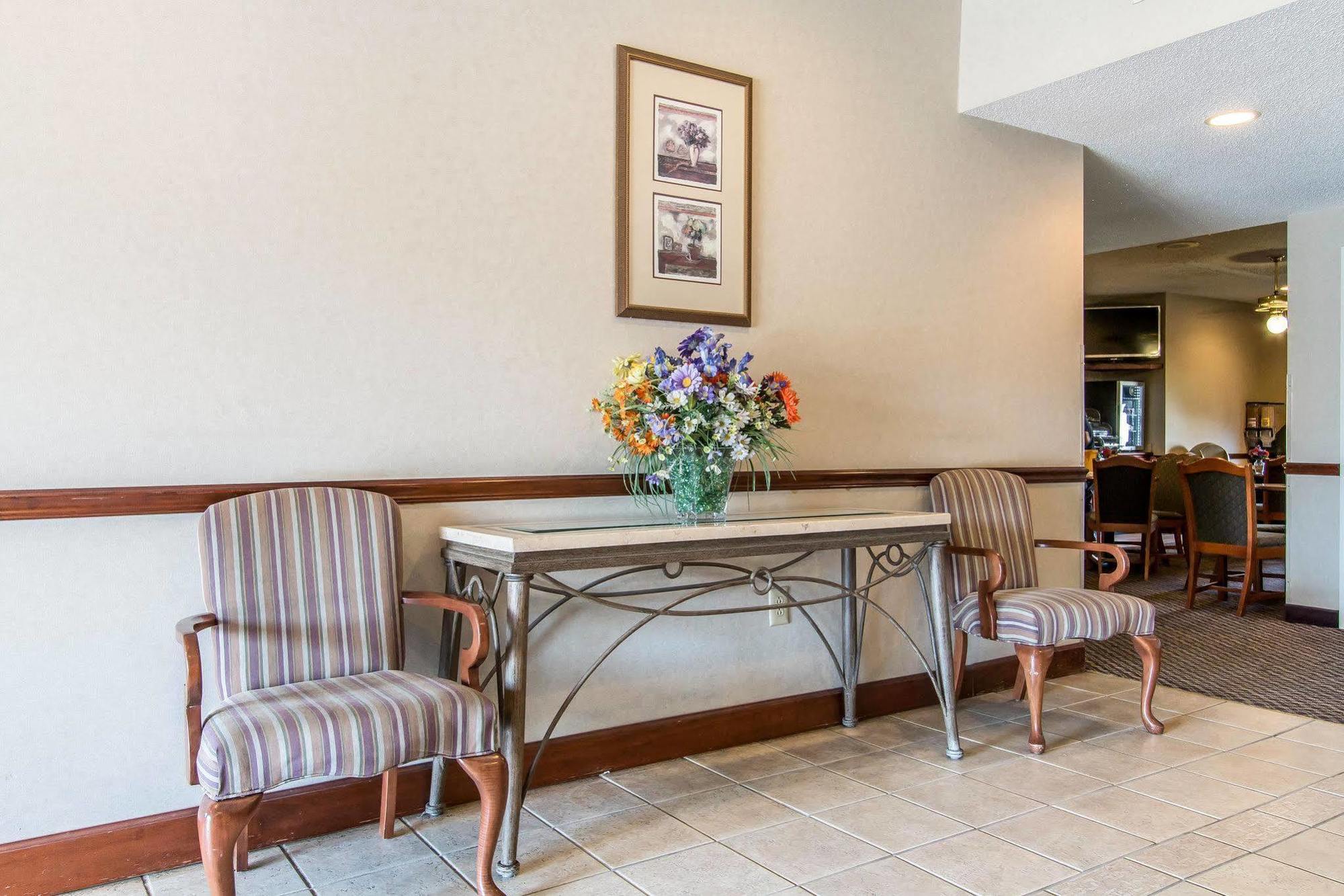 Hotel Baymont By Wyndham Port Wentworth Extérieur photo